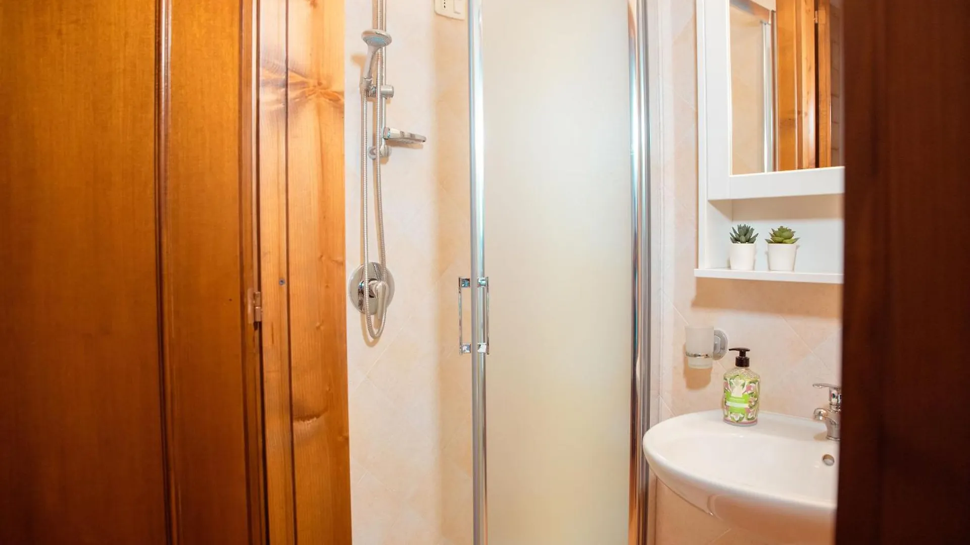 Villa Anna Messina Carini Guest house